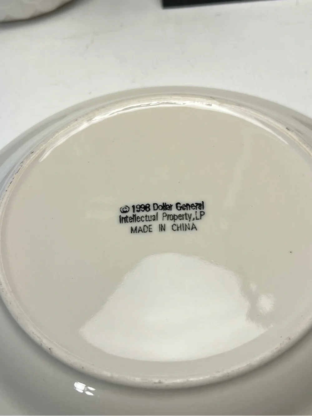 Vintage 1998 Dollar General Magnolia Floral Bowls & Salad Plates Set of 4